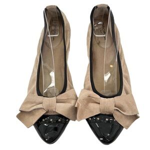 Halogen flats size 6 beige suede black patent cap toe pointy toe balletcore